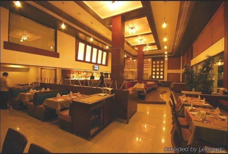 Hotel Sadanand Regency Pimpri-Chinchwad Exterior foto