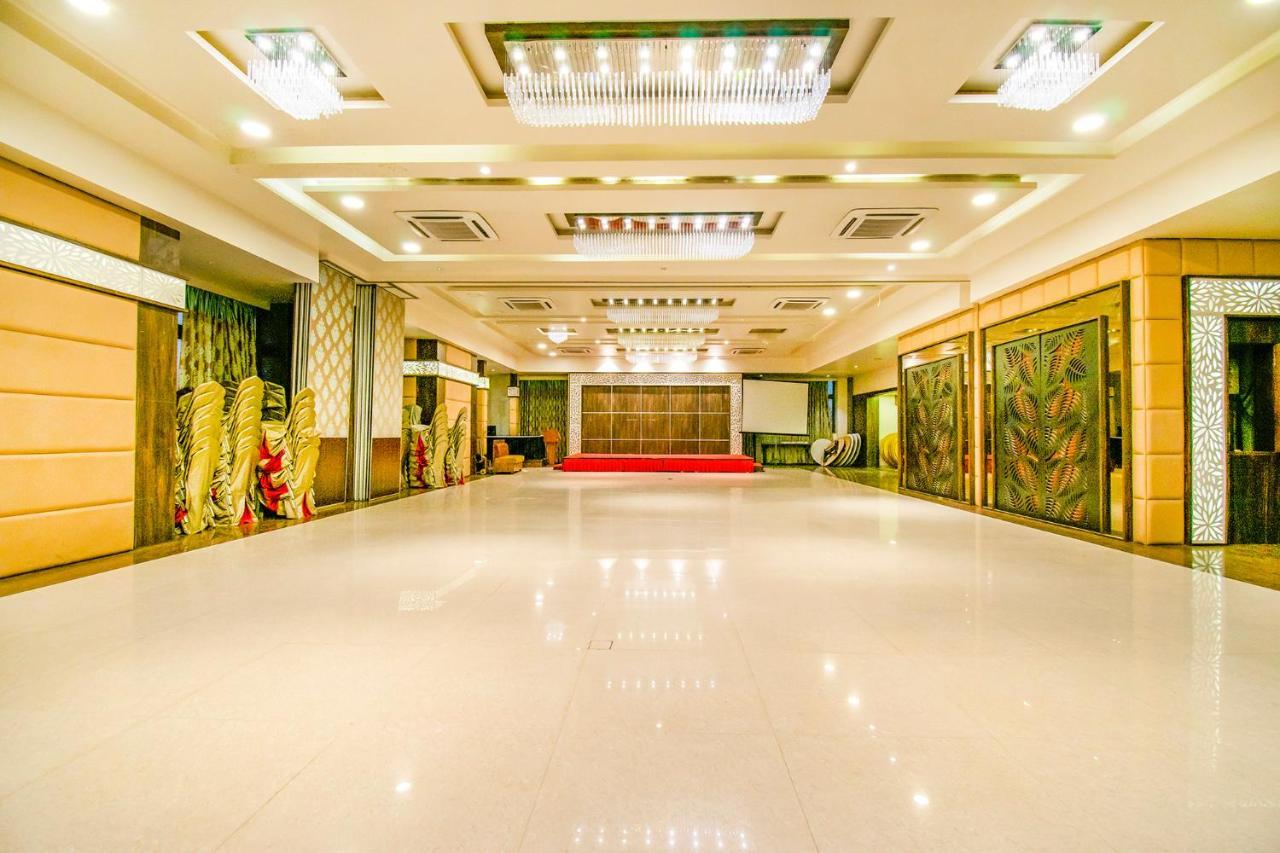 Hotel Sadanand Regency Pimpri-Chinchwad Exterior foto